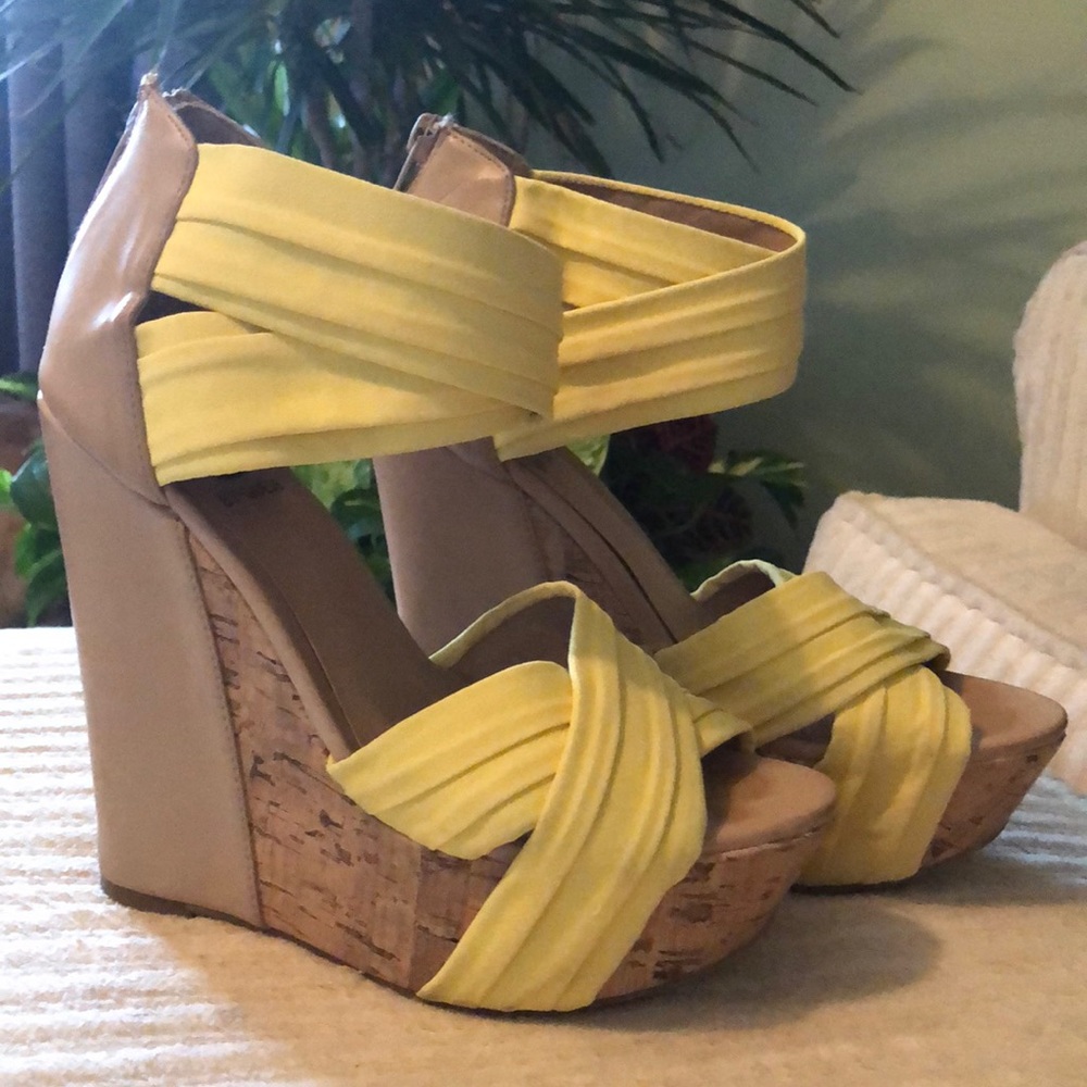 Yellow and Cork Wedges